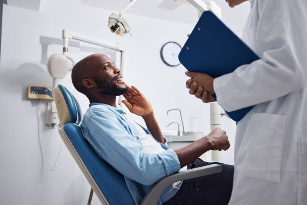 Best Dentist Open Late Near Me  in Brooksi, DE
